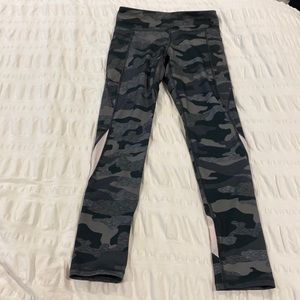 Girls Camo Leggings
